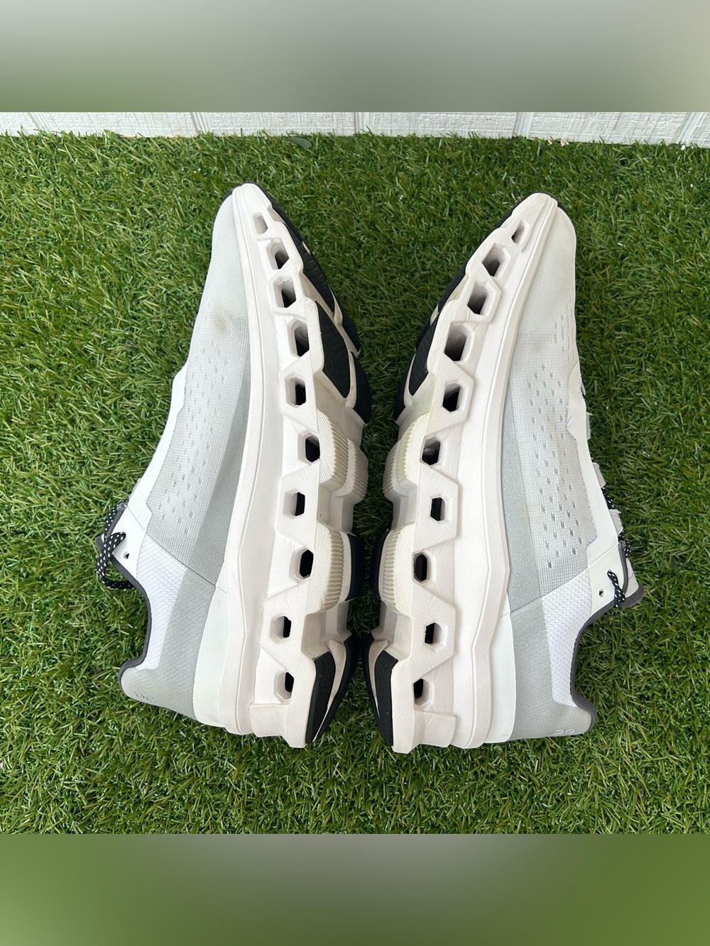 ON Cloud-monster all white womens size 10.5 pre owned and authentic - Picture 14 of 16